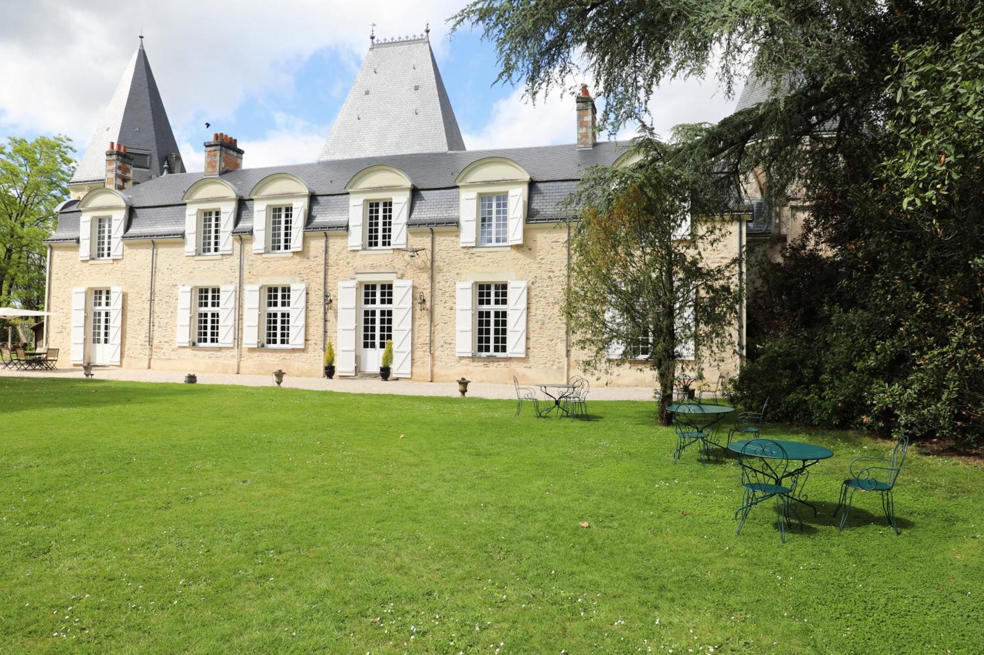 Chateau Du Bois De La Noe Bouaye ภายนอก รูปภาพ