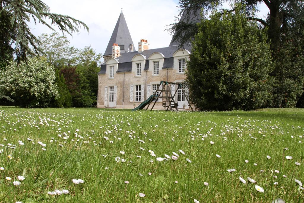 Chateau Du Bois De La Noe Bouaye ภายนอก รูปภาพ