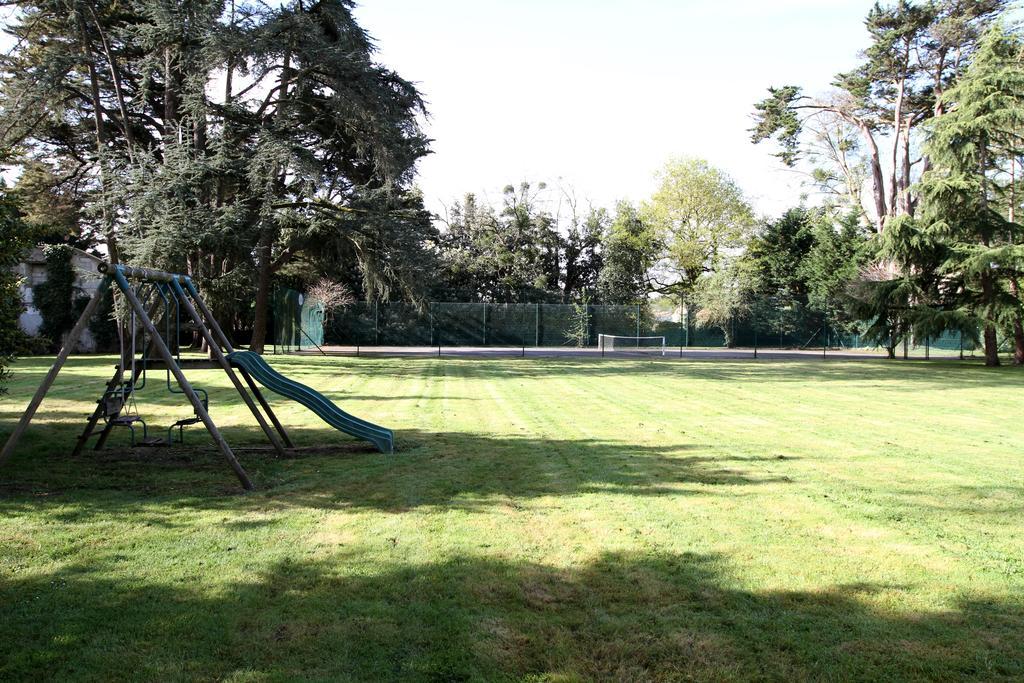 Chateau Du Bois De La Noe Bouaye ภายนอก รูปภาพ